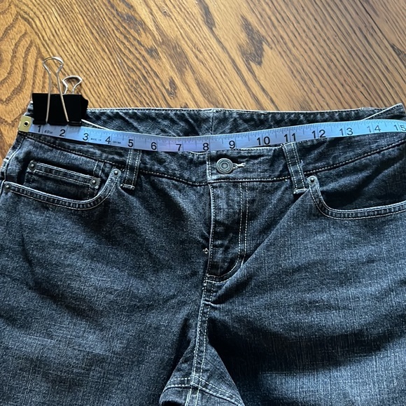 6P ANN TAYLOR LOFT BLACK VARIEGATED FLARED JEANS - Picture 6 of 7